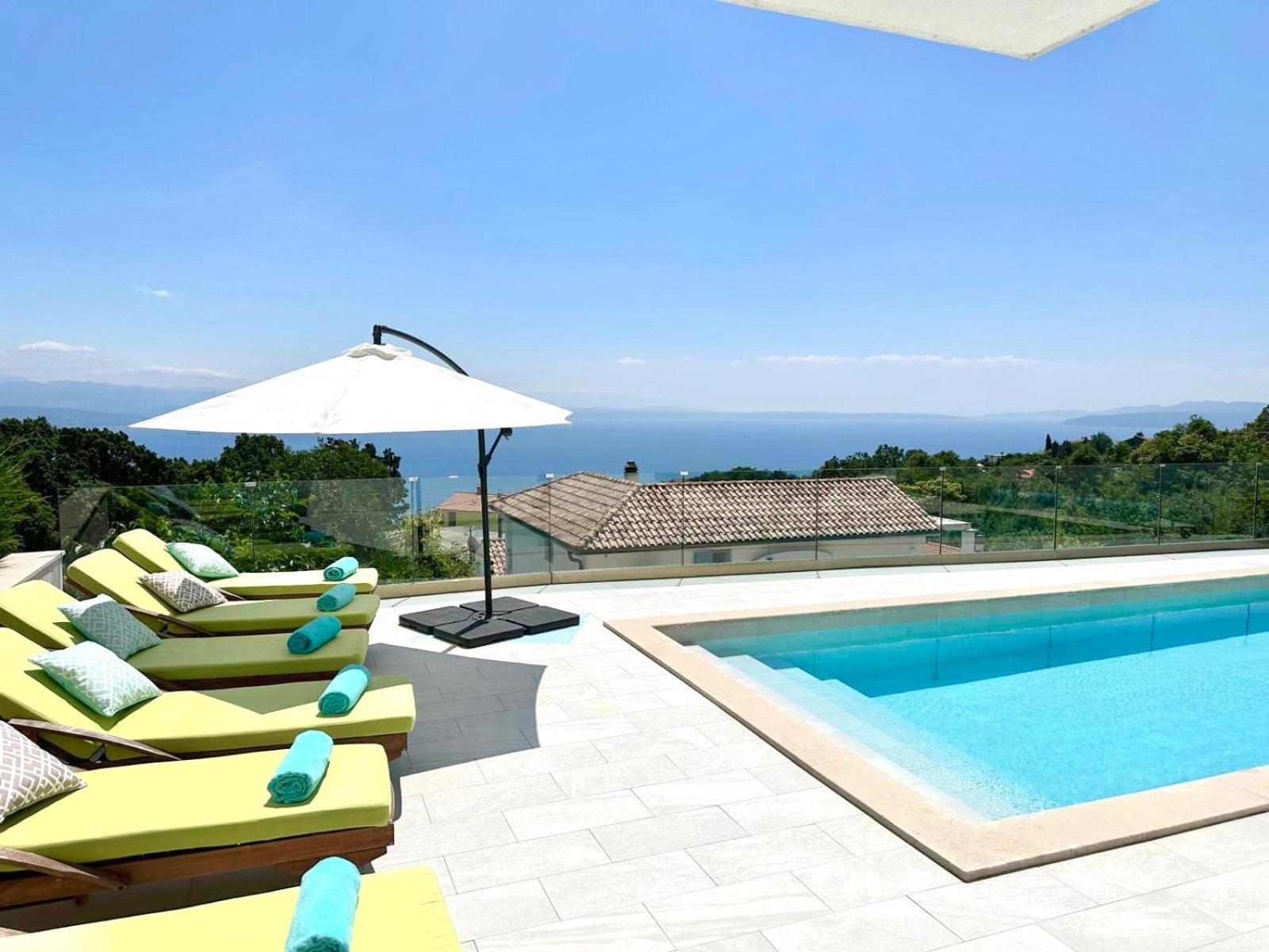 Villa Marta Opatija Buitenkant foto