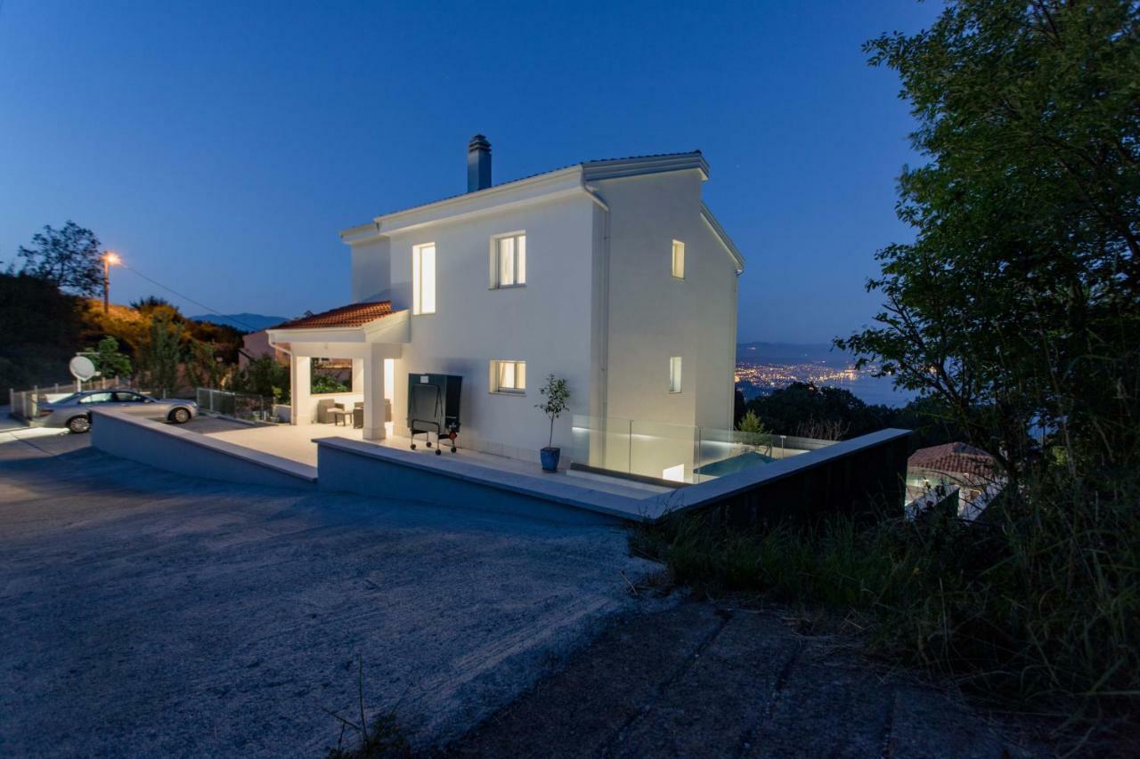Villa Marta Opatija Buitenkant foto